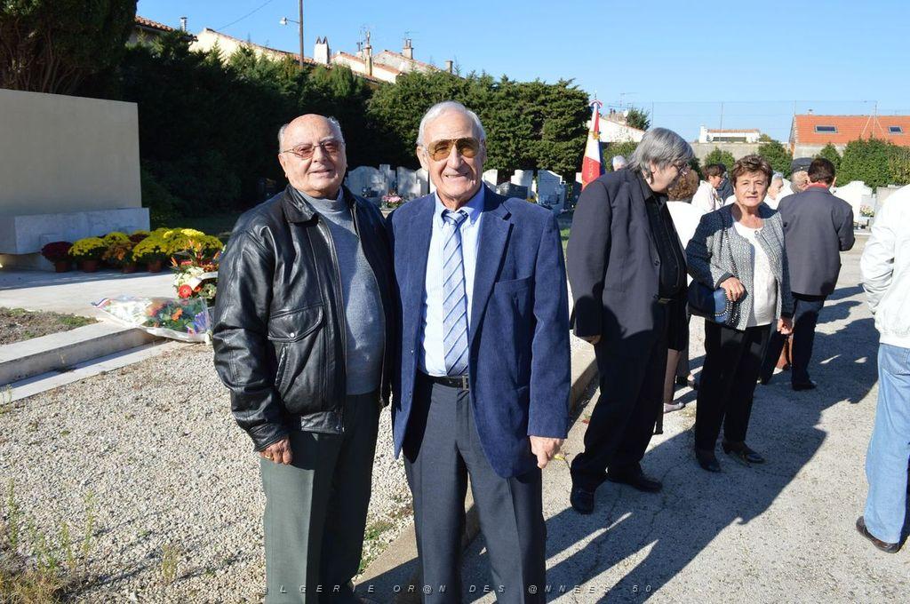 CEREMONIE DU 1 NOVEMBRE 2015 CIMETIERE DE MAZARGUES (6).JPG